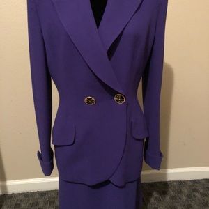 Griffith Gray for St John Suit